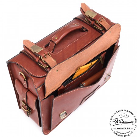 Кожаный портфель-кофр  "Универсал"  (коньяк)